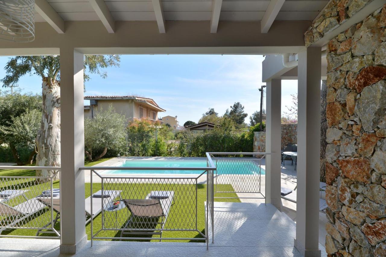 Luxurious Ruby's Pool Villa Lagonisi